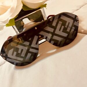 Fendi Bold Black and Gray Patterned Sunglasses